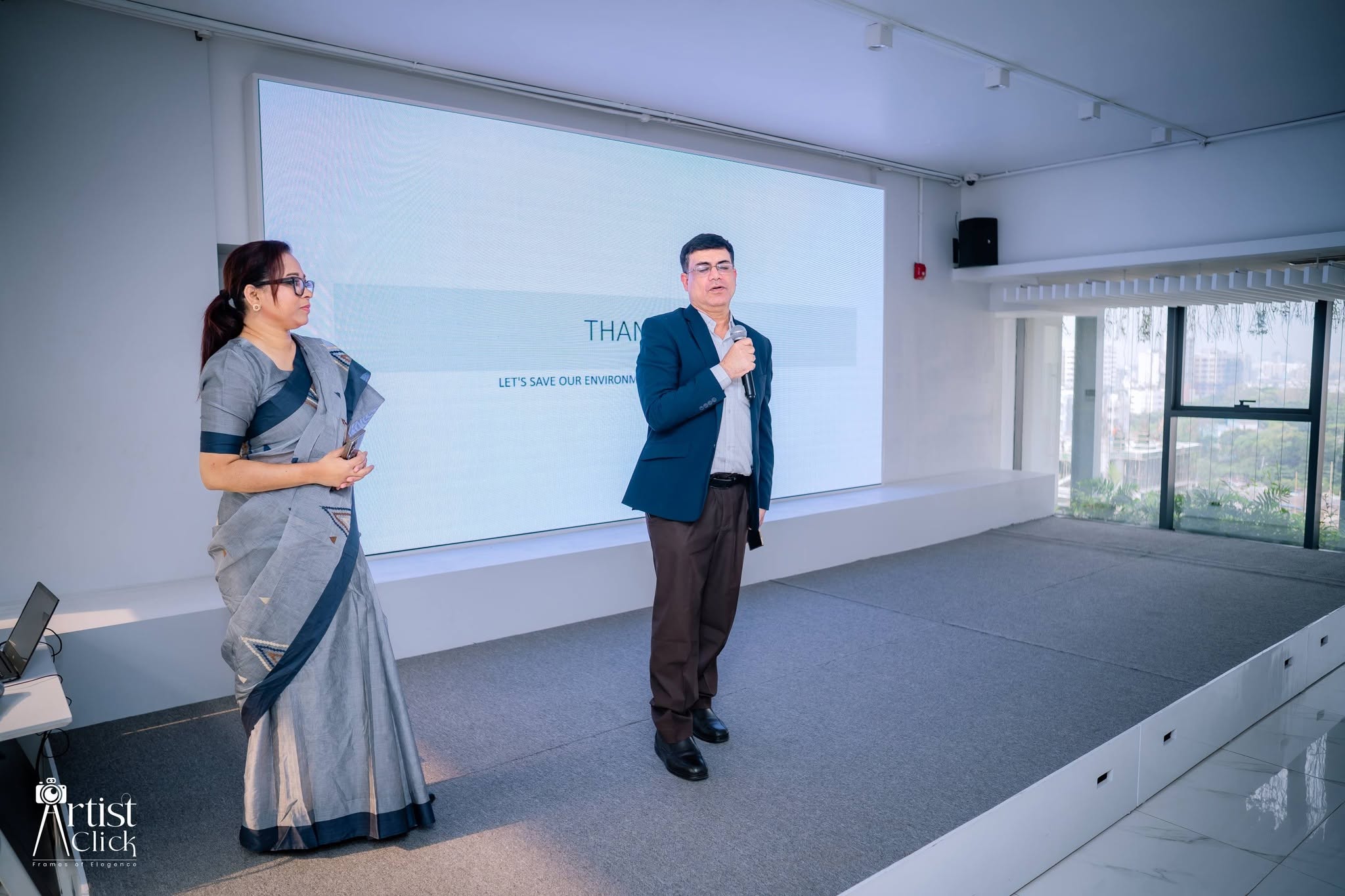 NSU students visits praxis projects